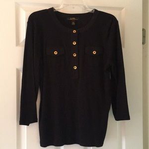 Lauren Ralph Lauren tee with gold button trim!